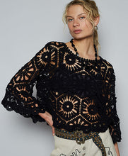 Load image into Gallery viewer, Boho Crochet Cropped Top
