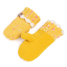 Load image into Gallery viewer, Girls Speckled Knit Mittens
