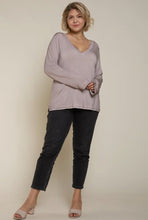 Load image into Gallery viewer, Curvy Romantic Taupe Basic V-Neck
