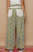 Load image into Gallery viewer, Sunflower patch pants
