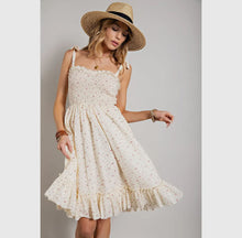 Load image into Gallery viewer, Curvy Blossom Breeze Smocked Dress
