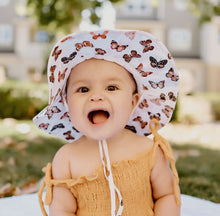 Load image into Gallery viewer, Butterfly Bucket Hat
