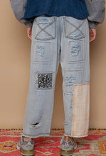 Load image into Gallery viewer, Patchwork boyfriend jeans
