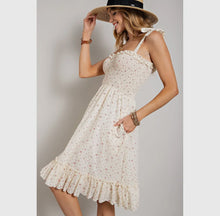 Load image into Gallery viewer, Curvy Blossom Breeze Smocked Dress
