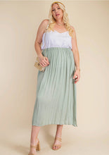 Load image into Gallery viewer, Curvy Sage A-Line Skirt with Side Pockets
